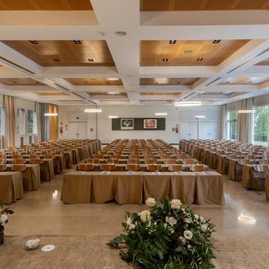 Parador de Cordoba 103 palacio de congresos medina azahara 13