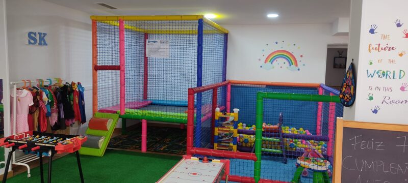 Local superkids por dentro